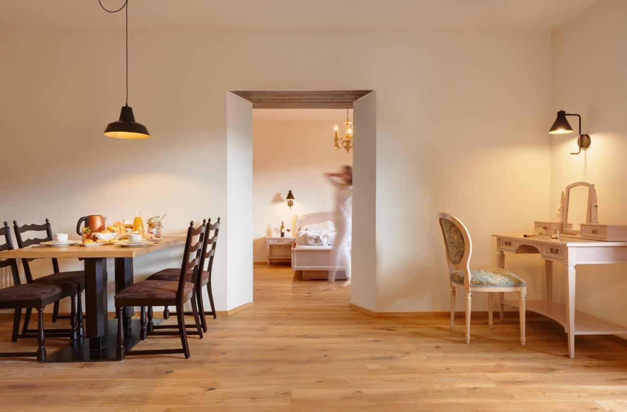 Historic Guesthouse Bircher B&B Apartments Near Sterzing Campo di Trens Exterior foto