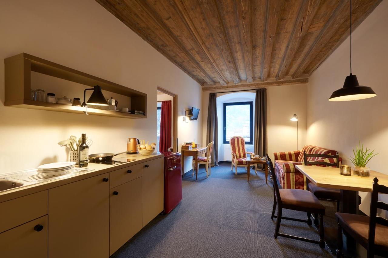 Historic Guesthouse Bircher B&B Apartments Near Sterzing Campo di Trens Exterior foto
