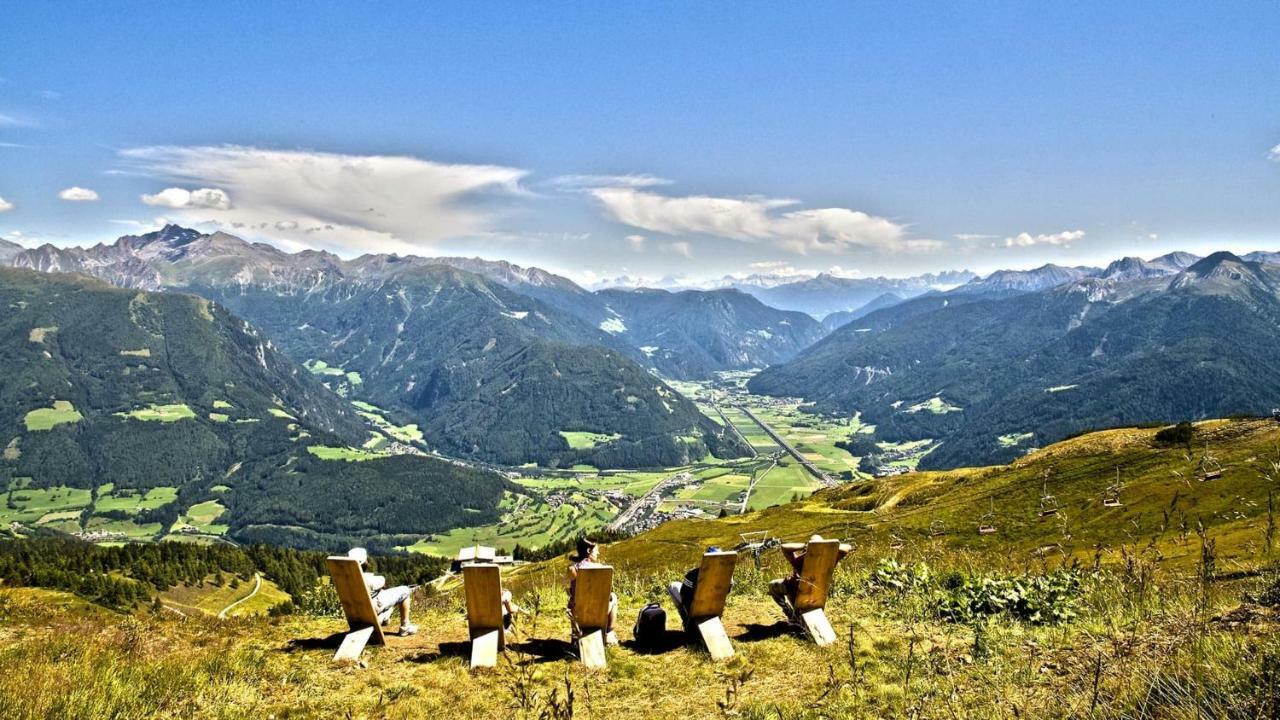 Historic Guesthouse Bircher B&B Apartments Near Sterzing Campo di Trens Exterior foto